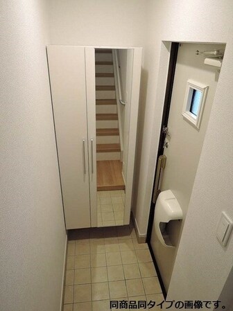 ラフレシール 別所の物件内観写真